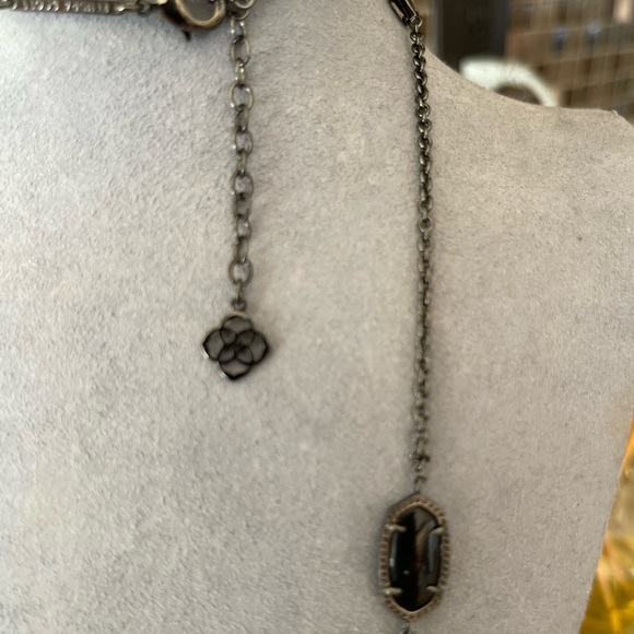 Kendra Scott Kelsie black necklace - Picture 2 of 3